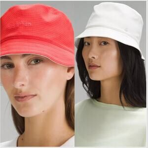 (M/L) $48 NWT Lululemon Both Ways Reversible Bucket Hat Red Hot Heat White